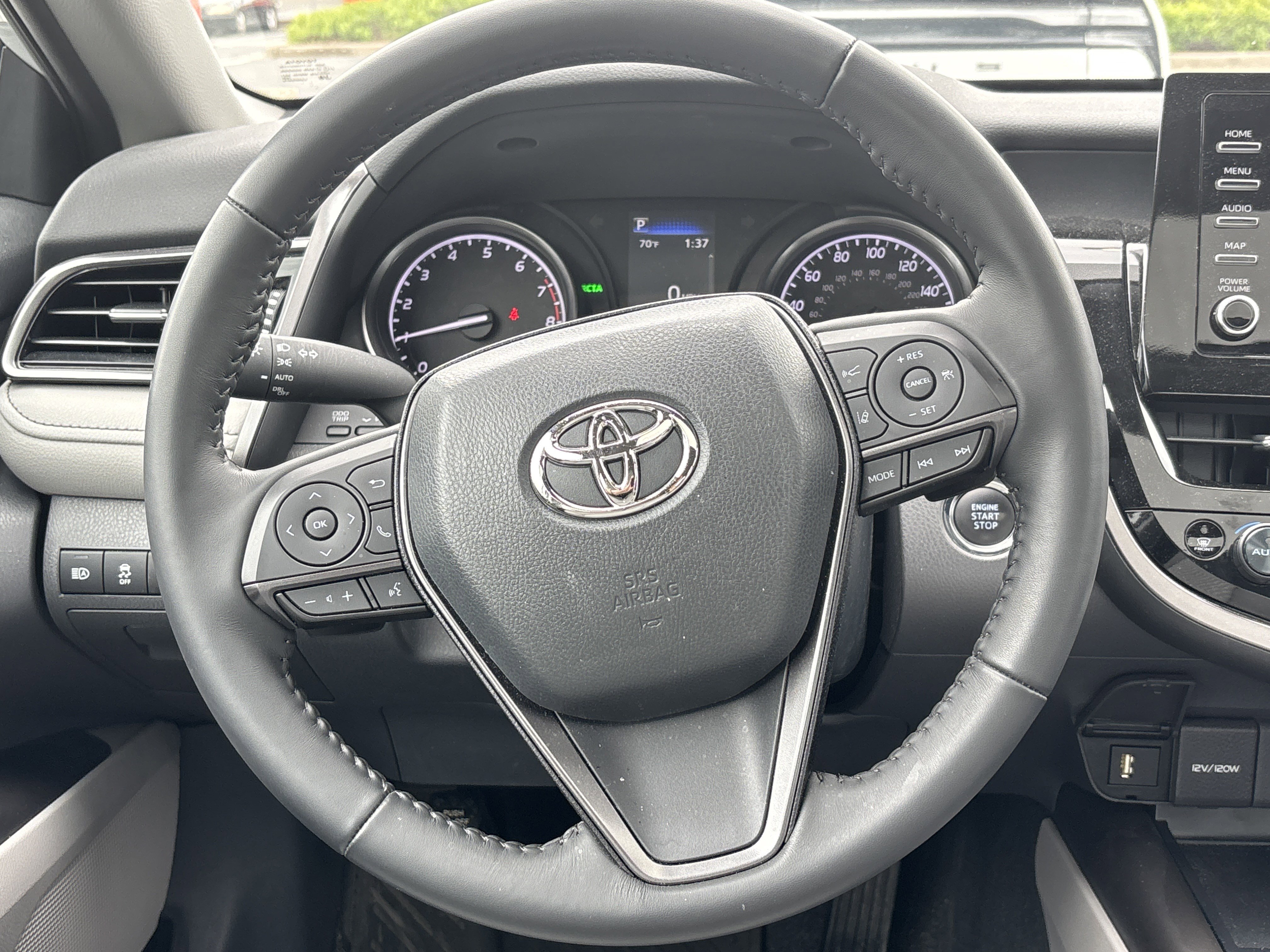 Used 2023 Toyota Camry SE w/ Convenience Package FWD image 17