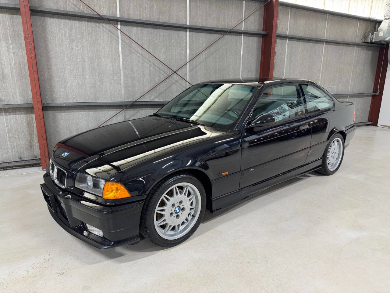 Used 1995 BMW M3 Coupe image 3