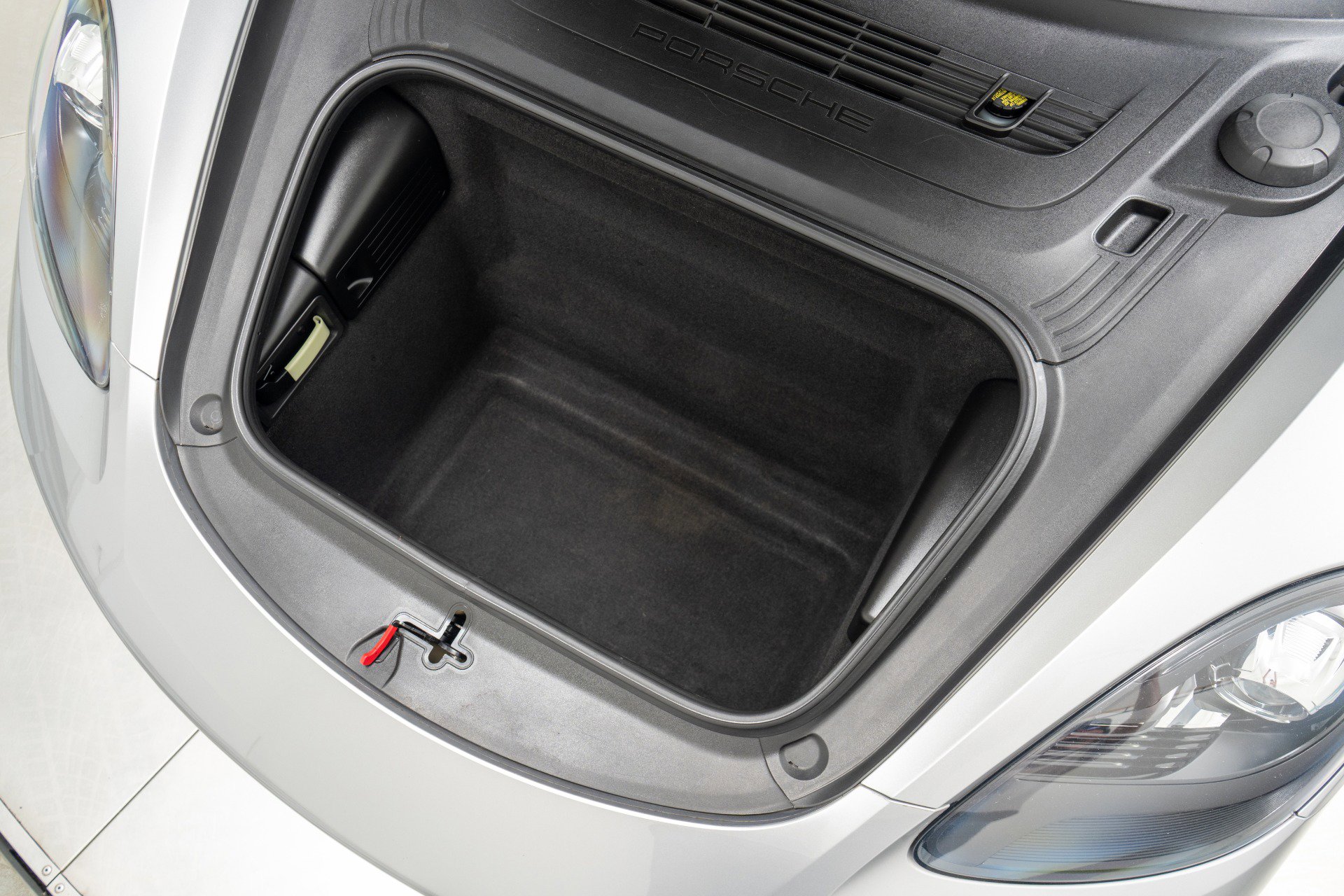 Used 2018 Porsche 718 Boxster S RWD image 16