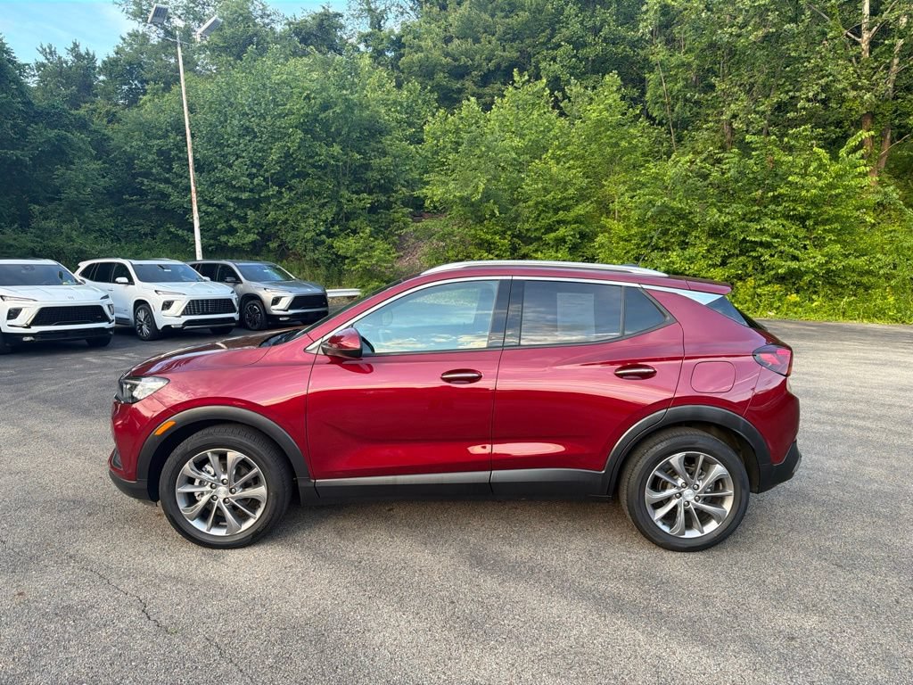 Used 2023 Buick Encore GX Essence w/ Experience Buick Package FWD image 6