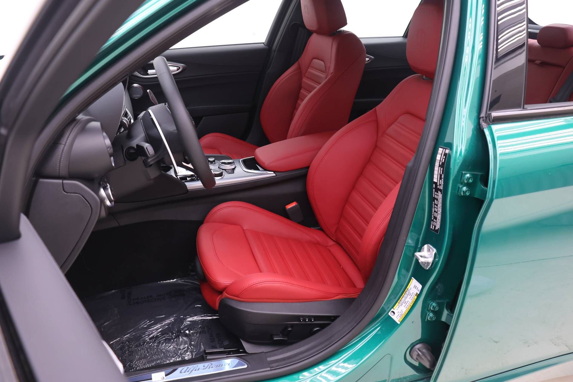 New 2026 Alfa Romeo Giulia AWD image 7