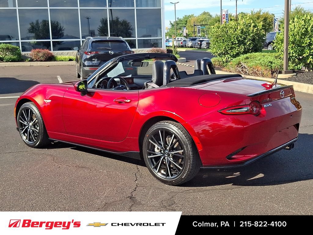 Used 2025 MAZDA MX-5 Miata Grand Touring w/ Appearance Package RWD image 8