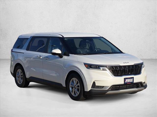Used 2022 Kia Carnival LX FWD image 3
