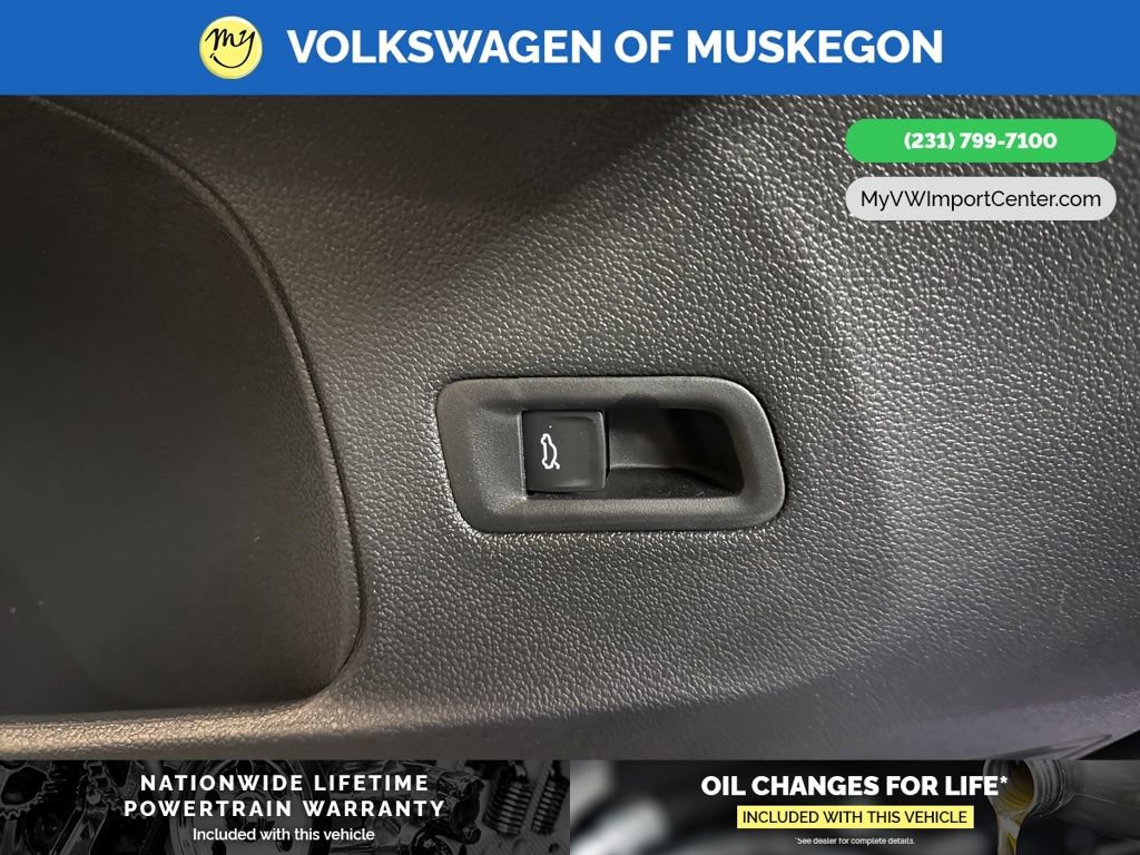 New 2026 Volkswagen Atlas SE image 12