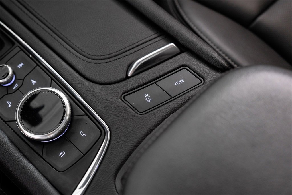 Used 2024 Cadillac XT6 Premium Luxury image 27