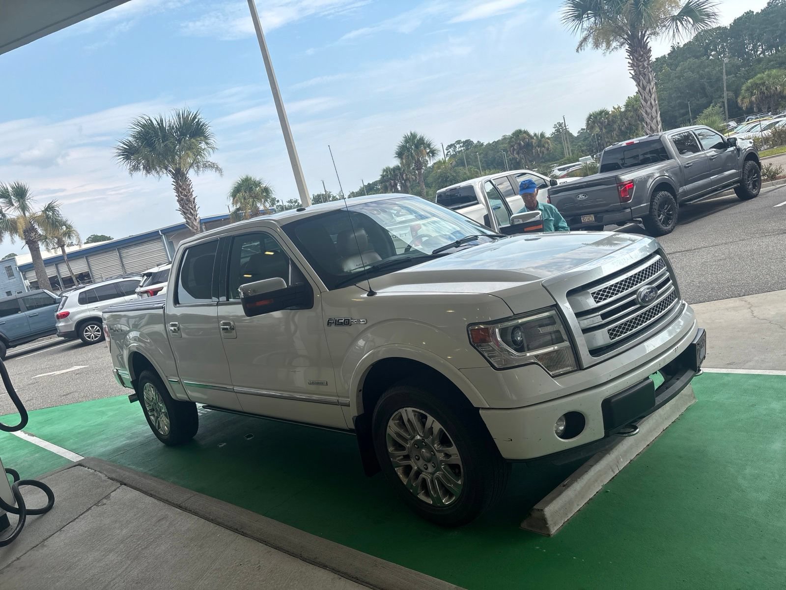 Used 2013 Ford F150 Platinum AWD/4WD image 2