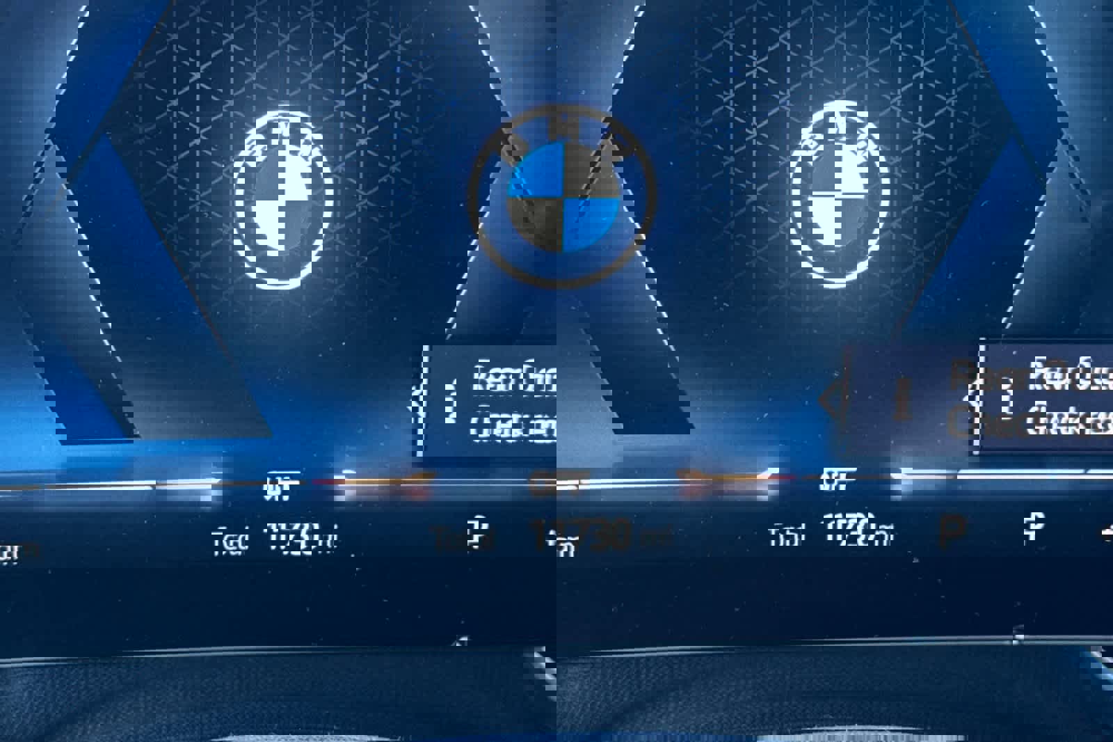 Certified 2023 BMW 760i xDrive w/ Executive Package image 28