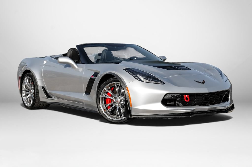 Used 2018 Chevrolet Corvette Z06 RWD image 5