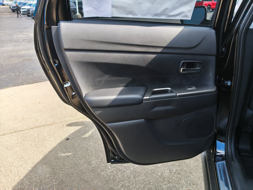 New 2026 Mitsubishi Outlander Sport SE AWD/4WD image 26