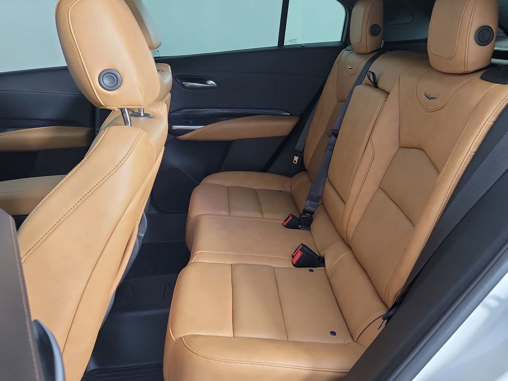 Certified 2024 Cadillac XT4 Sport FWD image 11