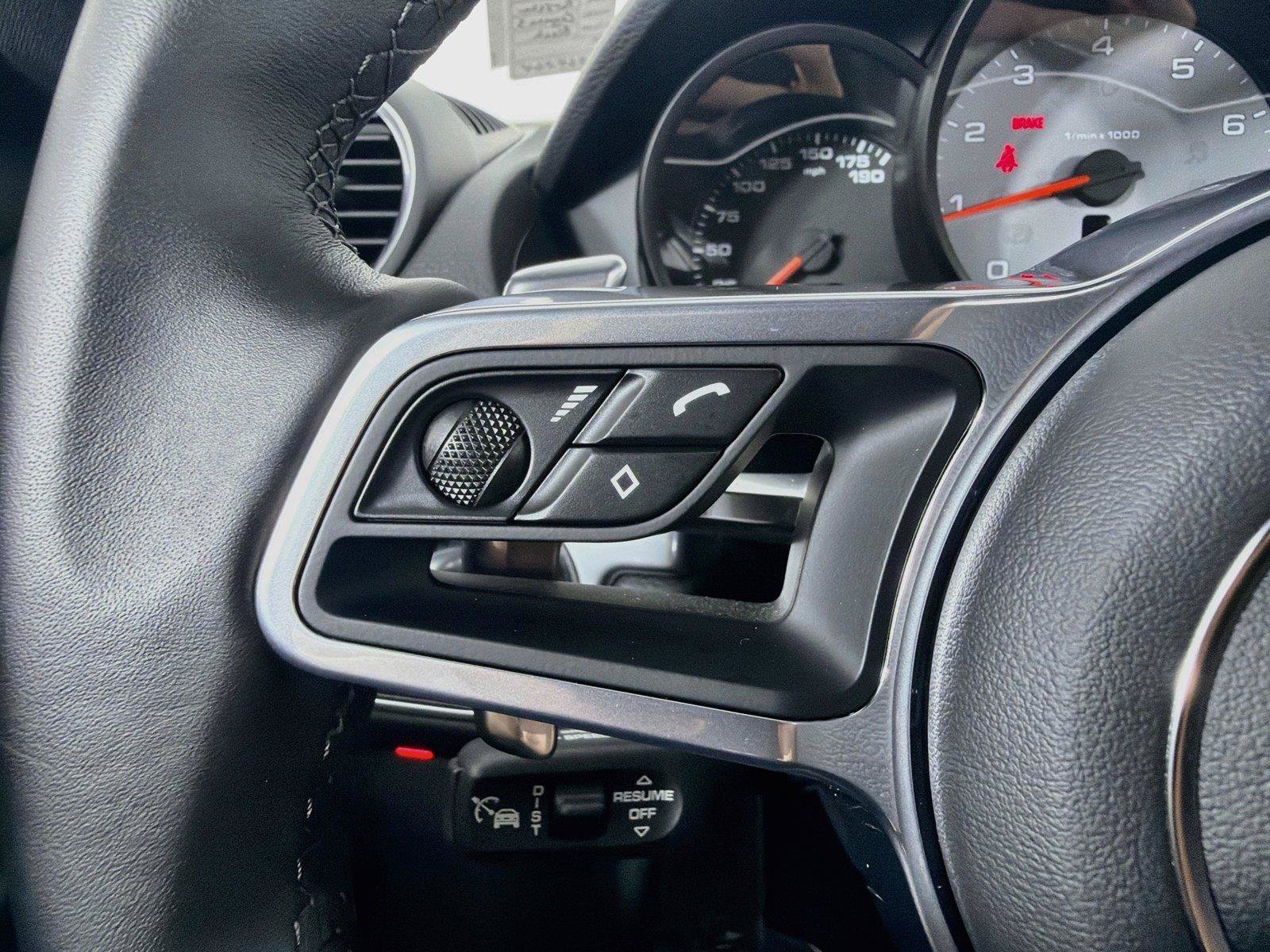 Used 2024 Porsche 718 Cayman S RWD image 12