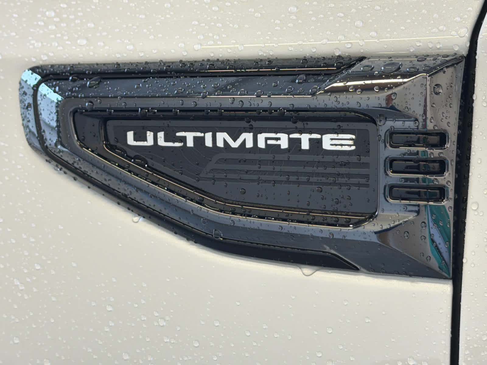 New 2026 GMC Yukon Denali Ultimate AWD/4WD image 14