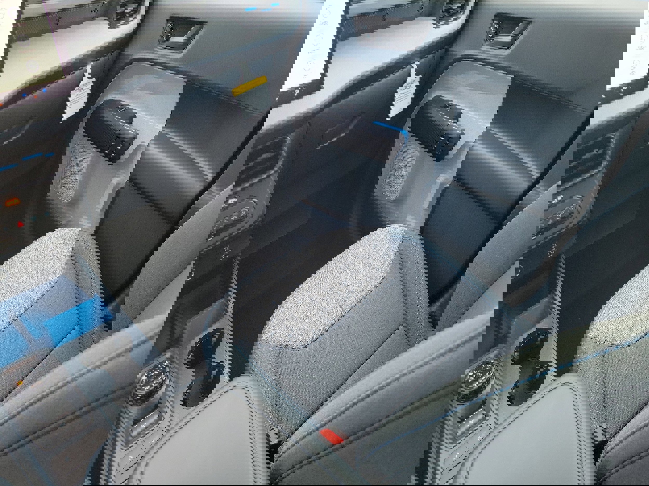 New 2025 Ford Maverick XLT w/ 4K Tow Package image 14