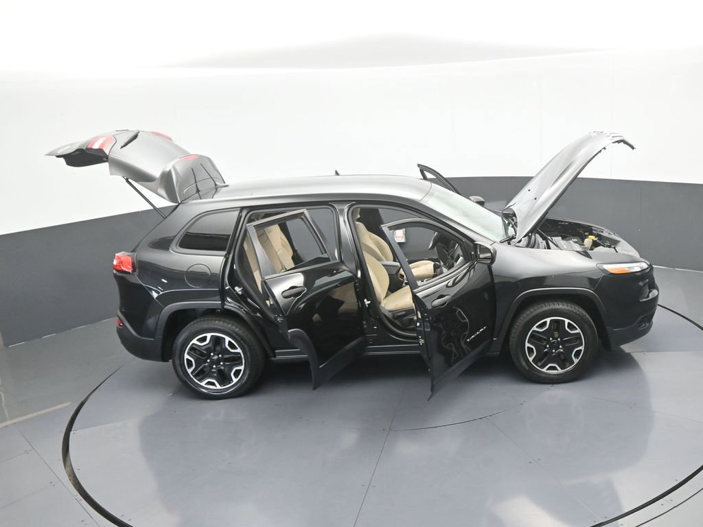 Used 2016 Jeep Cherokee Sport AWD/4WD image 63