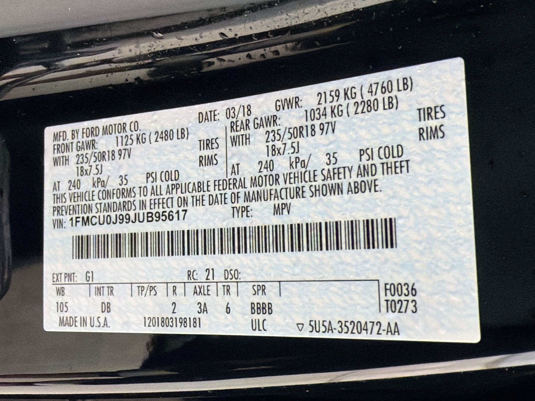Used 2018 Ford Escape Titanium w/ Ford Safe & Smart Package FWD image 26