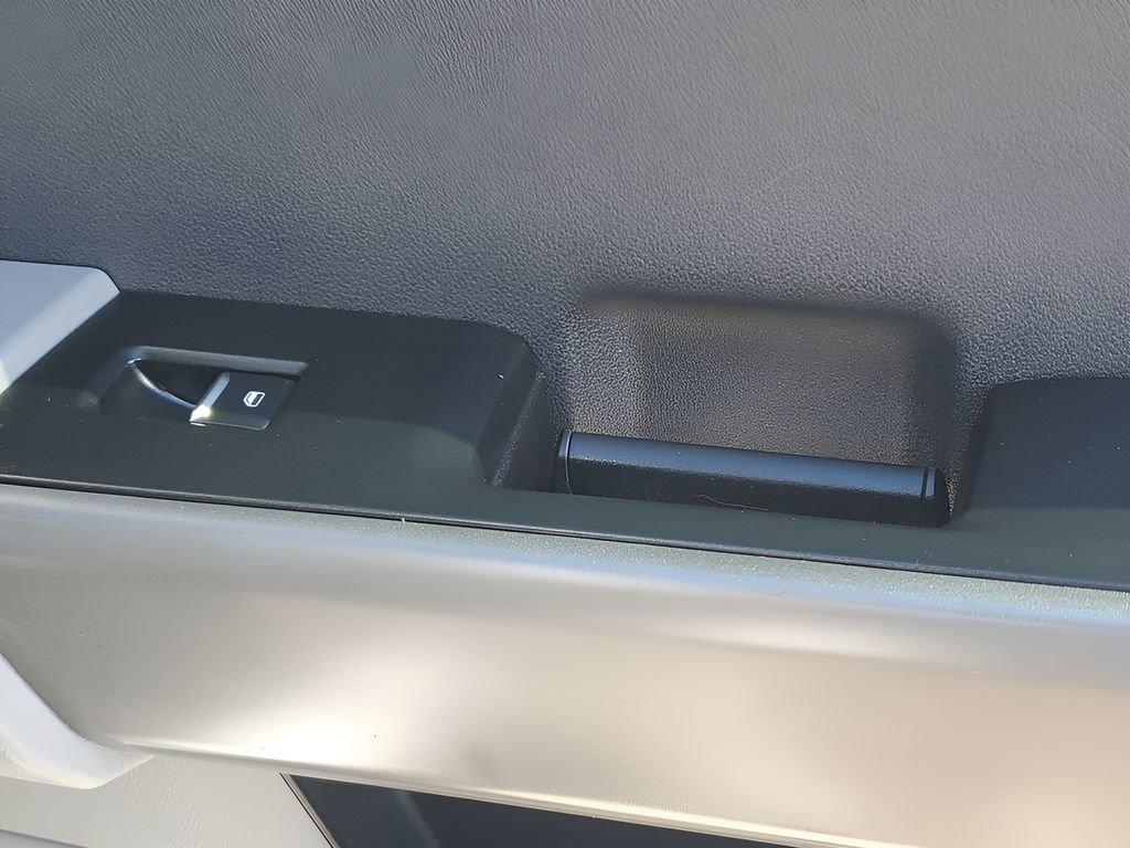 Used 2025 Ford F250 XLT image 45