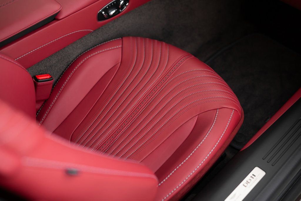 Used 2023 Aston Martin DB11 V12 image 39