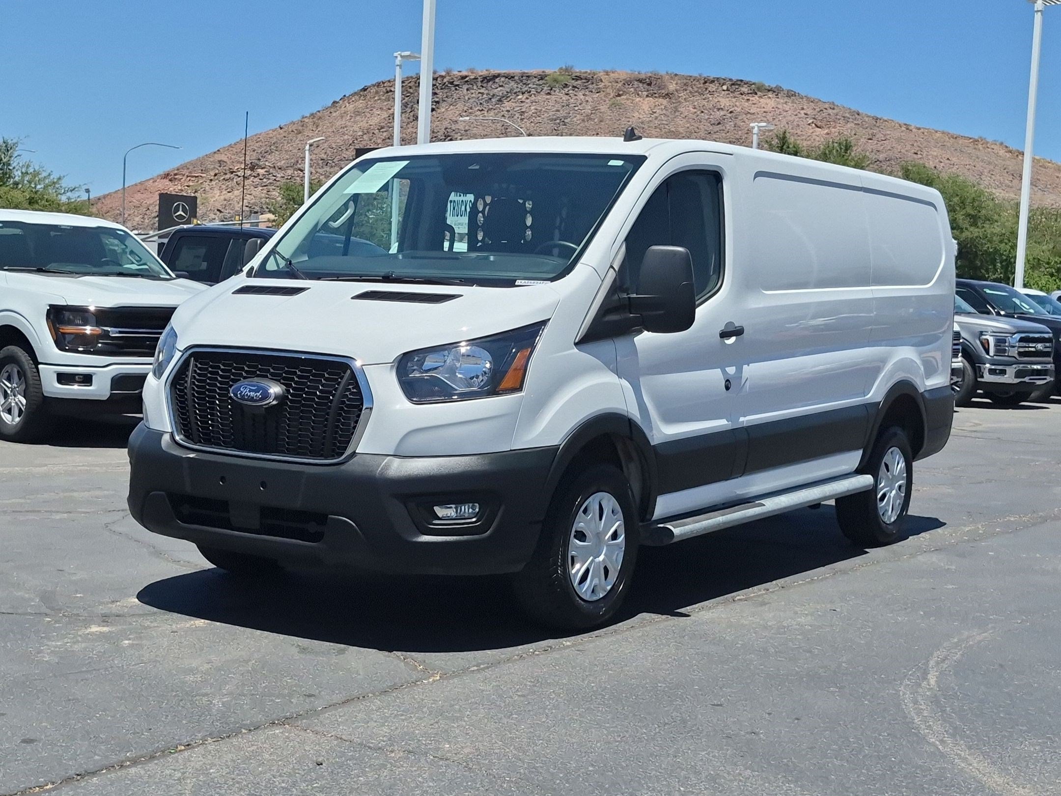 Used 2025 Ford Transit 250 Low Roof w/ Exterior Upgrade Package RWD image 7