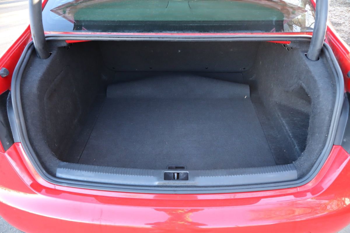 Used 2011 Audi A4 2.0T Premium image 19