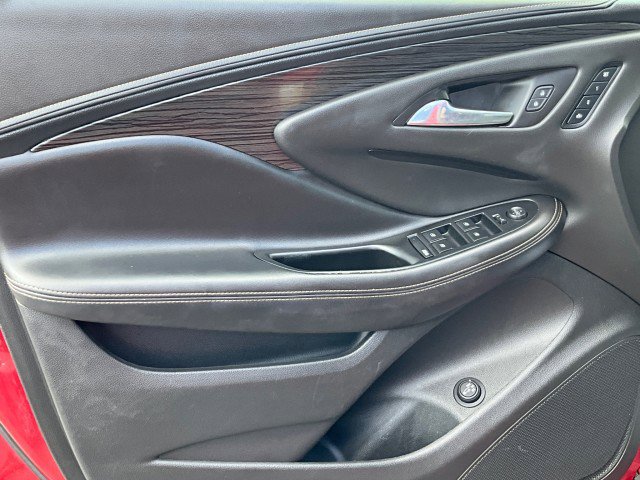 Used 2018 Buick Envision Essence FWD image 29