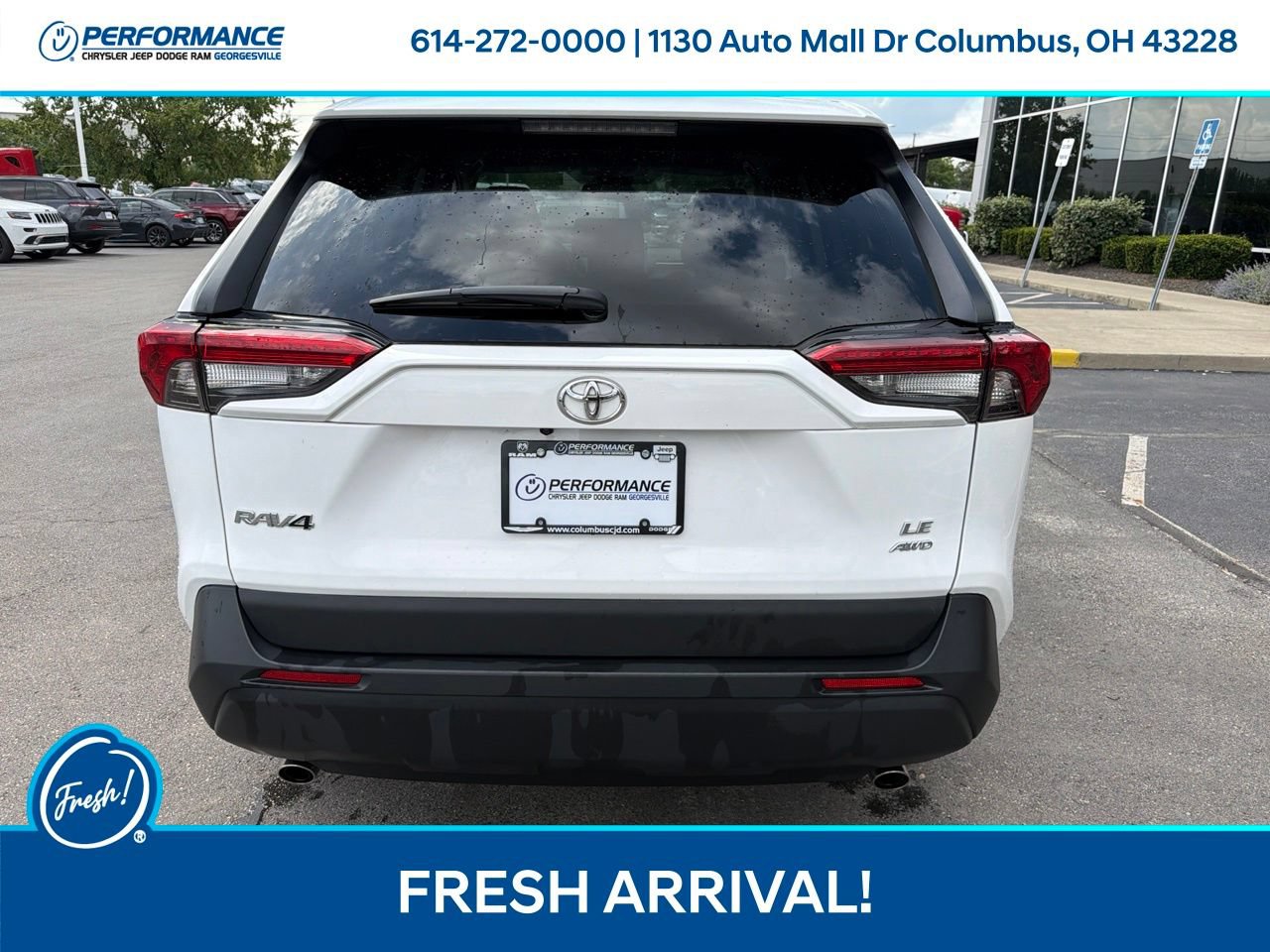 Used 2025 Toyota RAV4 LE AWD/4WD image 9