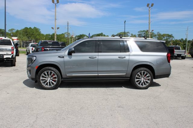 Used 2021 GMC Yukon XL Denali w/ Denali Premium Package AWD/4WD image 6