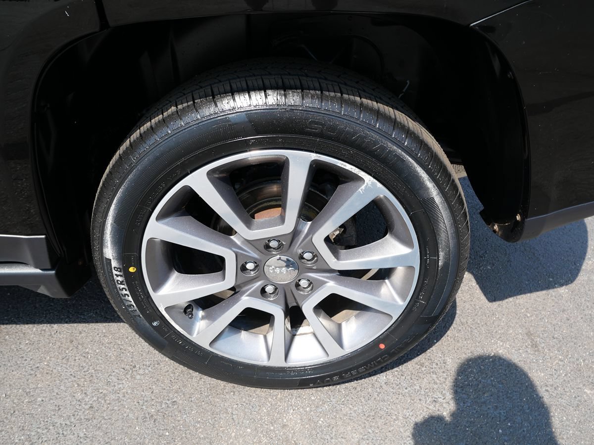 Used 2017 Jeep Compass High Altitude AWD/4WD image 37