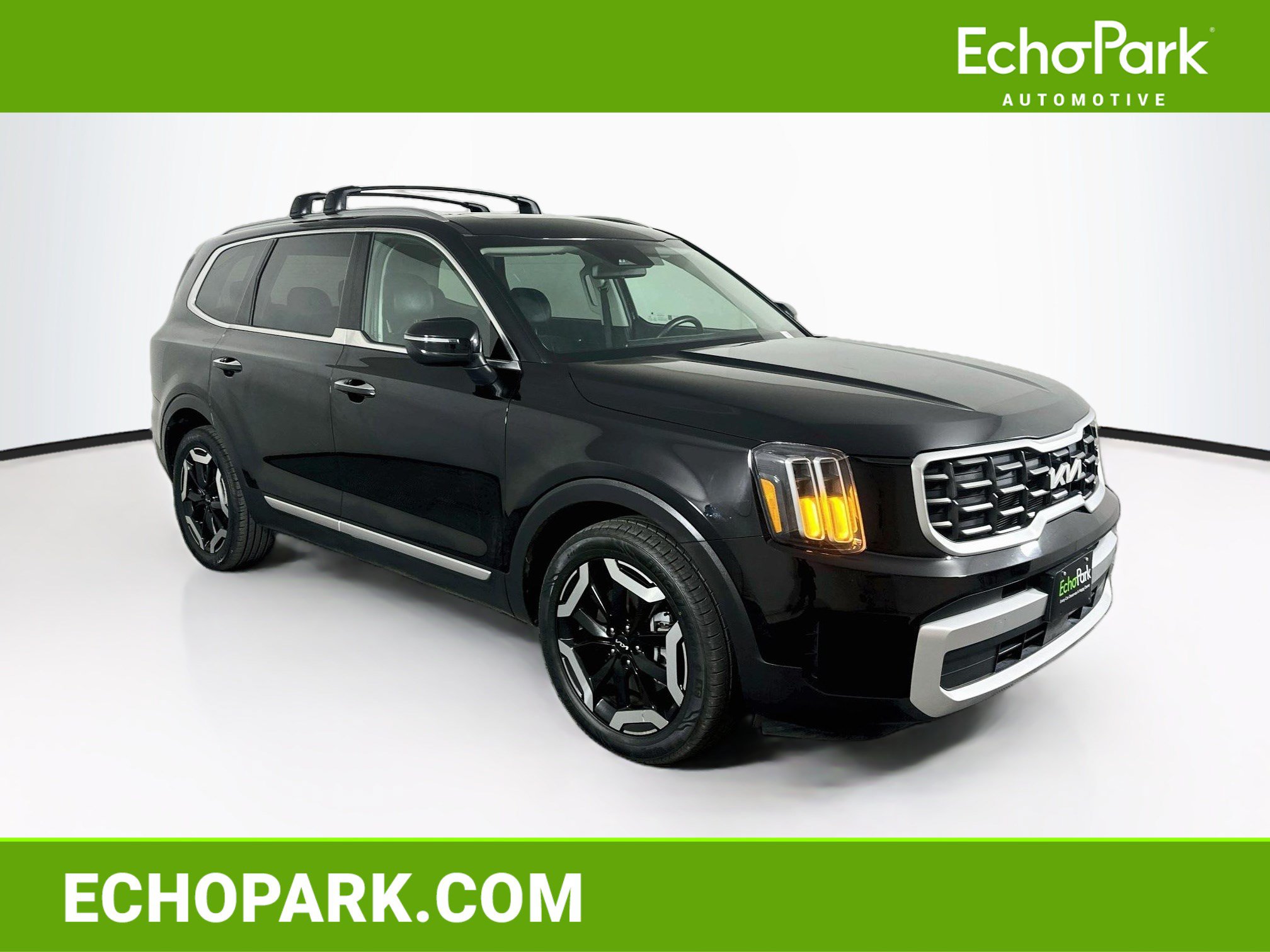 Used 2025 Kia Telluride S AWD/4WD image 1