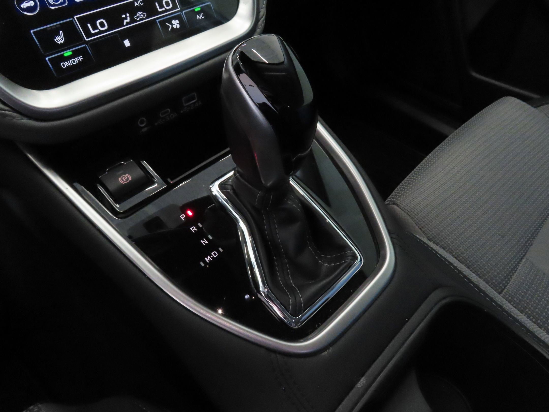 Certified 2025 Subaru Outback Premium w/ Popular Package #1 image 18