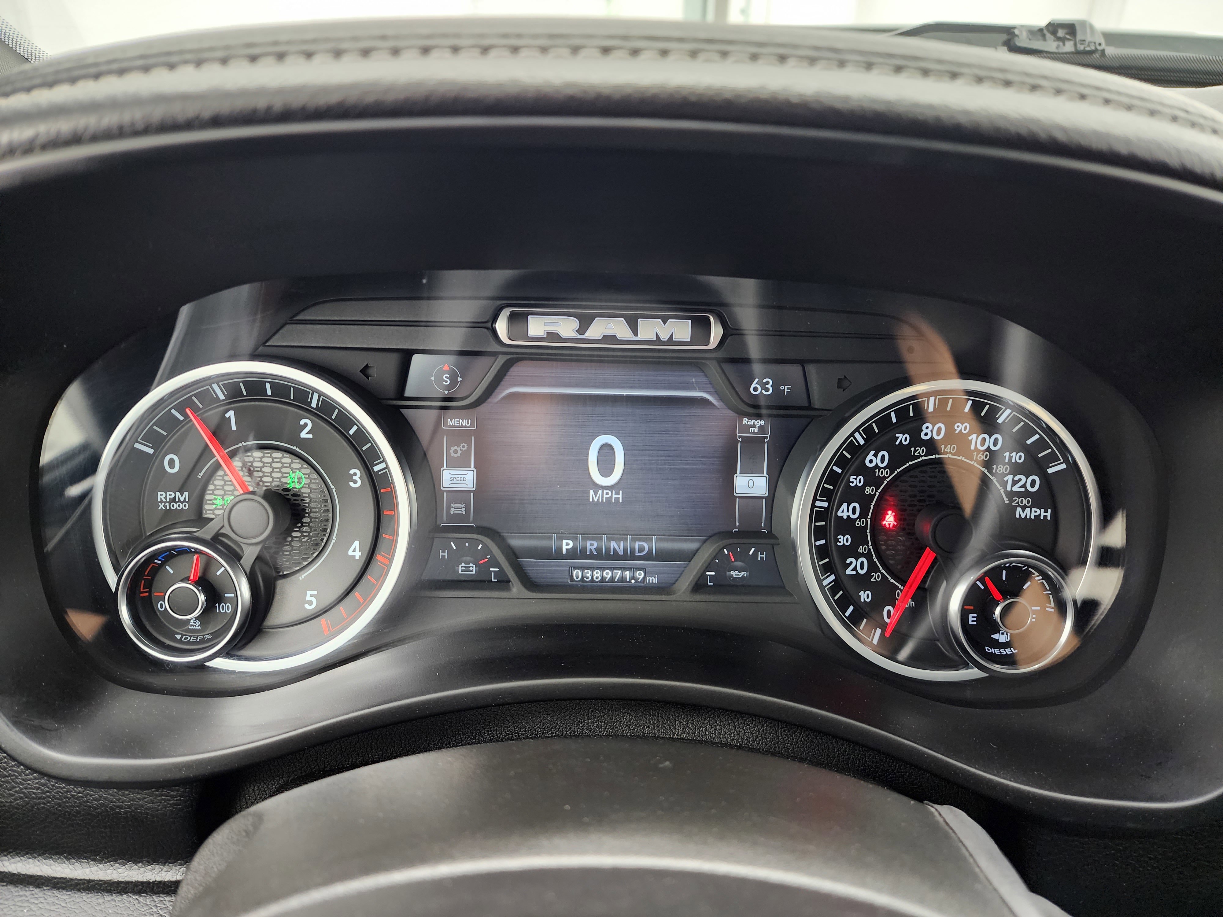 Used 2024 RAM 2500 Laramie w/ Sport Appearance Package image 10