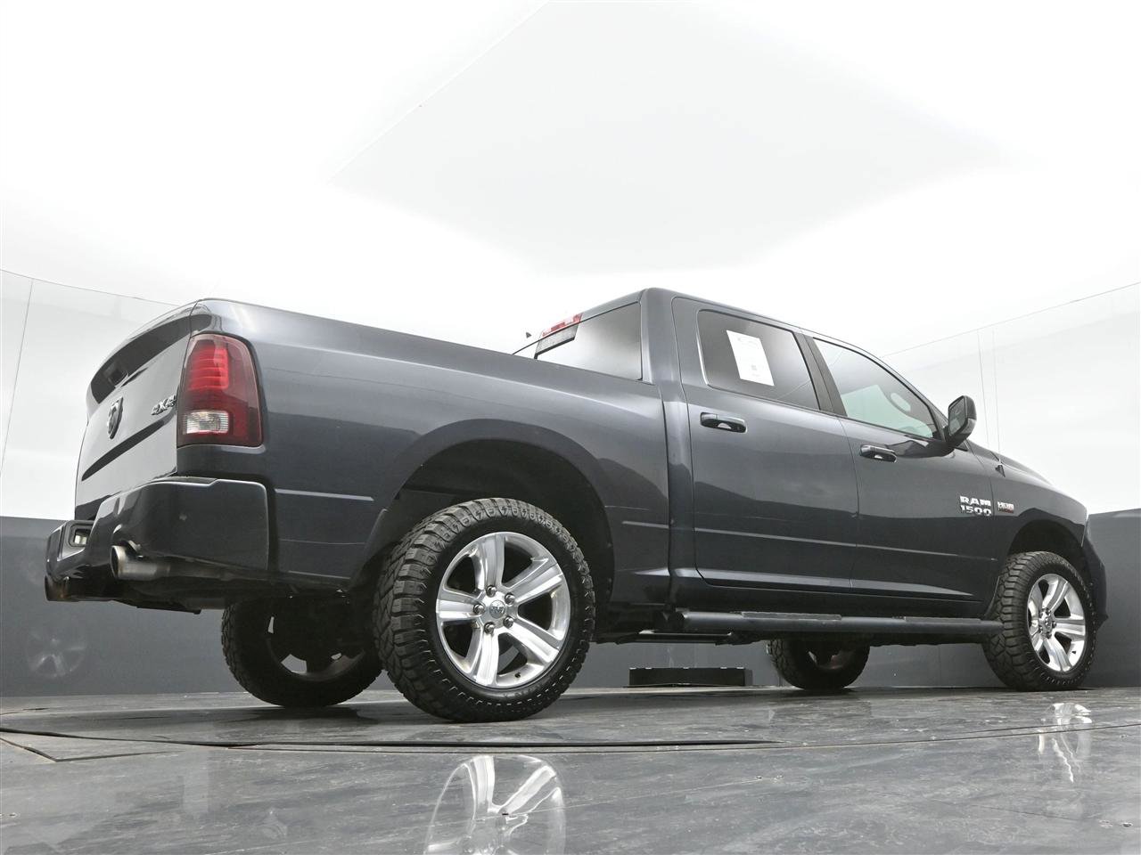 Used 2015 RAM 1500 Sport w/ Convenience Group AWD/4WD image 33