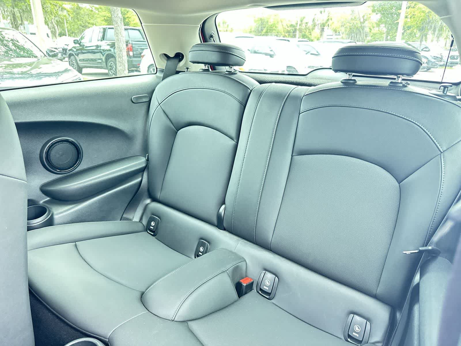Used 2024 MINI Cooper 2-Door Hardtop FWD image 14