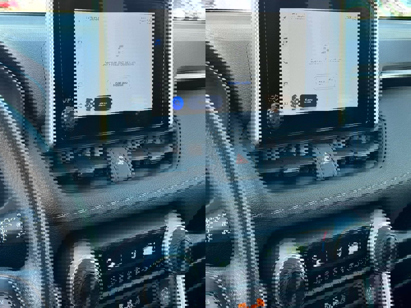 Used 2024 Toyota RAV4 LE image 26