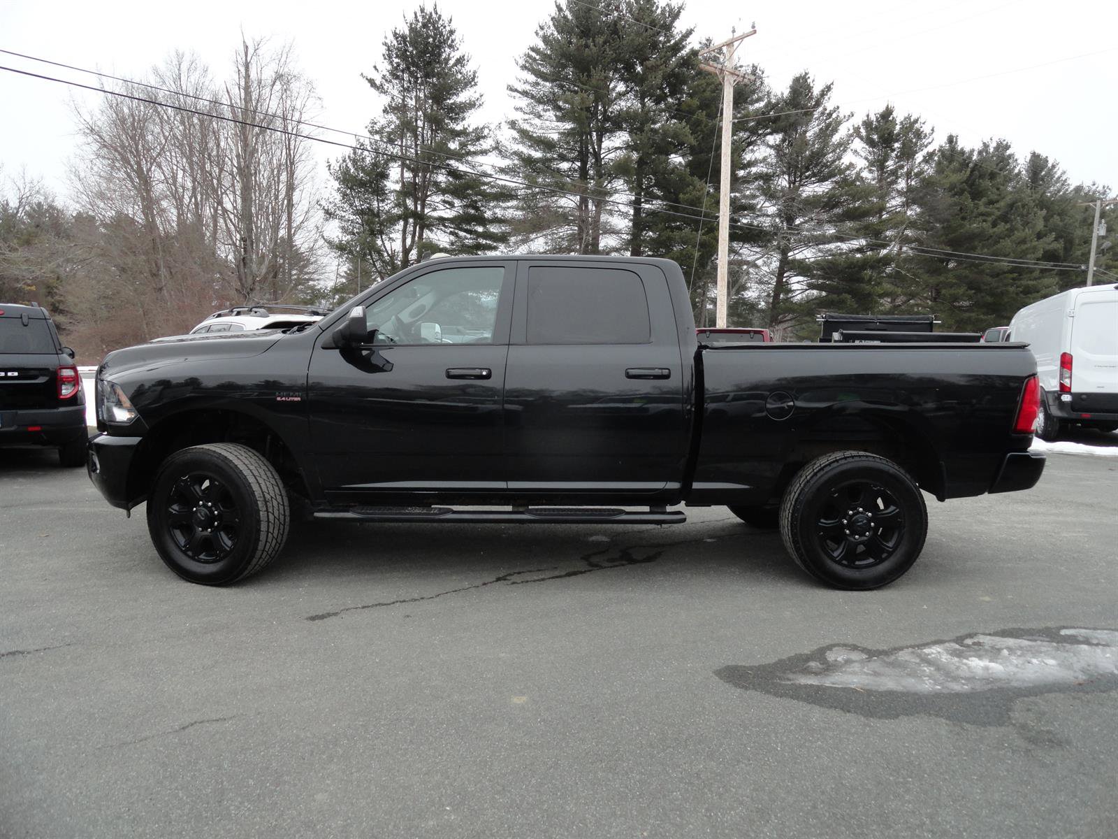 Used 2017 RAM 3500 Big Horn w/ Sport Appearance Group image 8