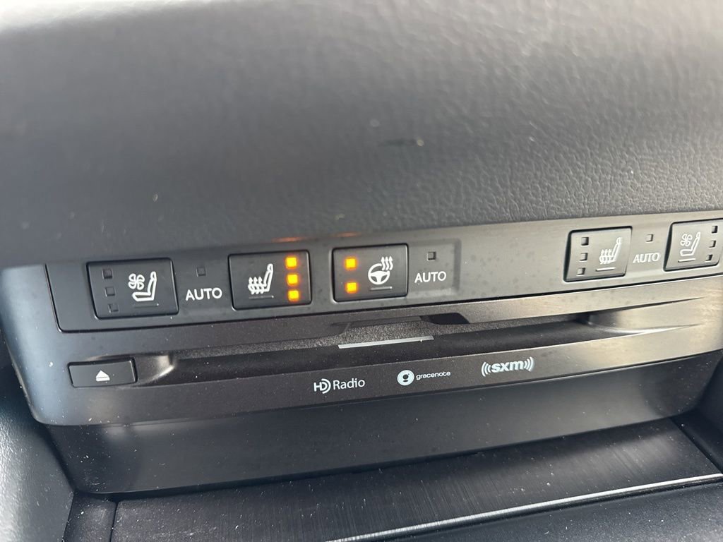 Used 2022 Lexus ES 300h F Sport image 22