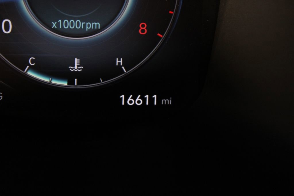 Certified 2023 Hyundai Santa Fe SEL w/ Premium Package image 31