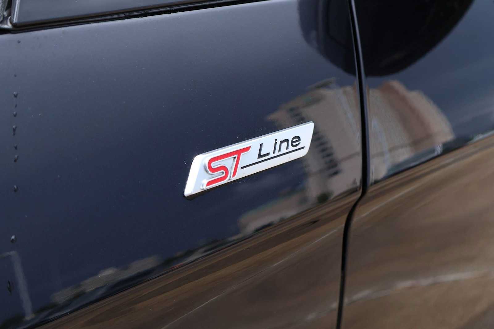 Used 2020 Ford Edge ST-Line FWD image 7