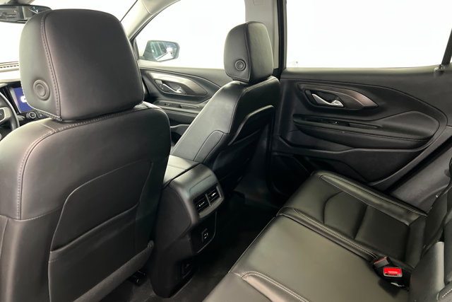Used 2024 GMC Terrain SLT AWD/4WD image 19