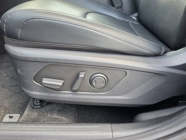 Certified 2026 Kia Sportage SX FWD image 16