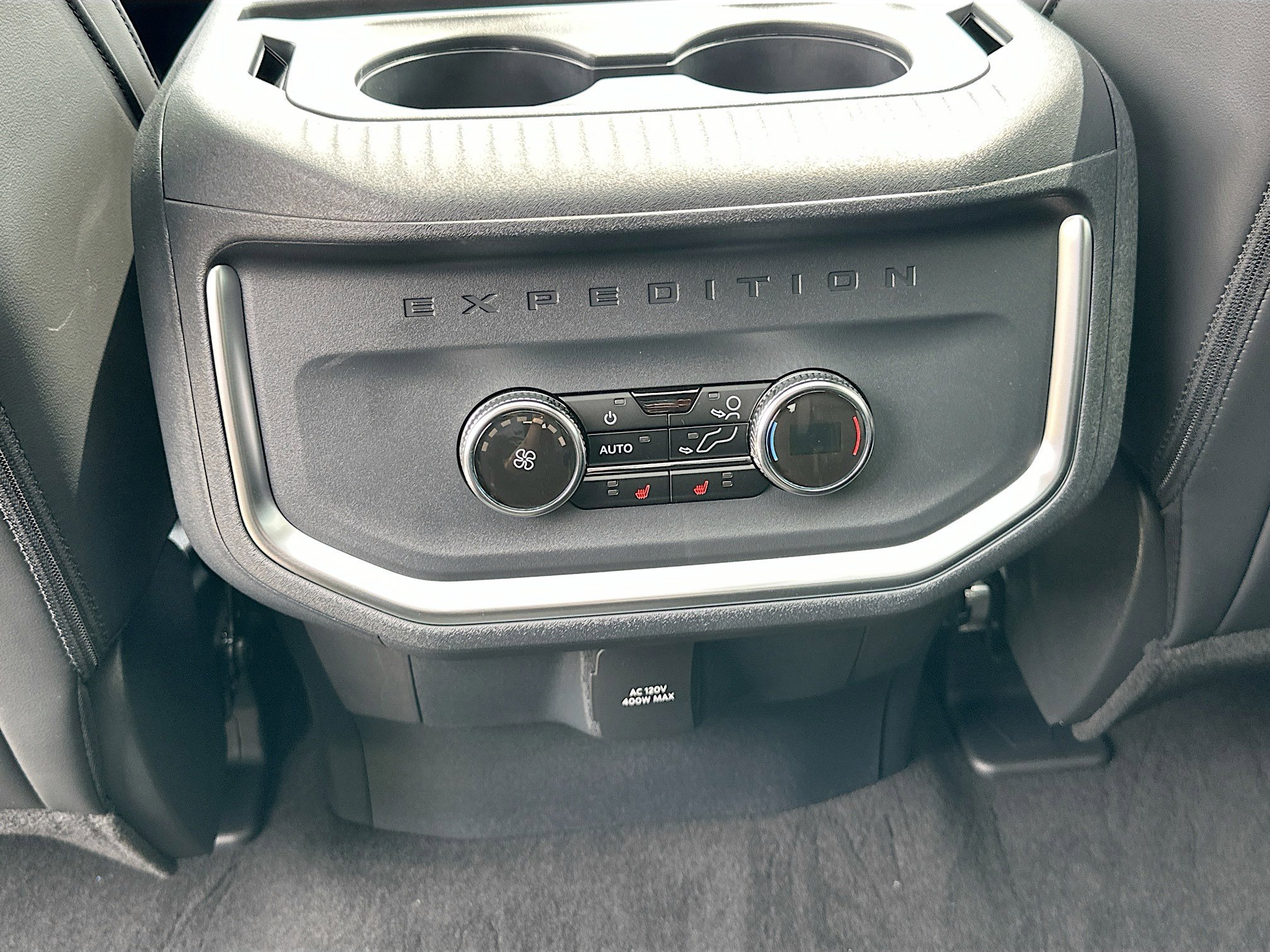 New 2026 Ford Expedition Tremor image 18