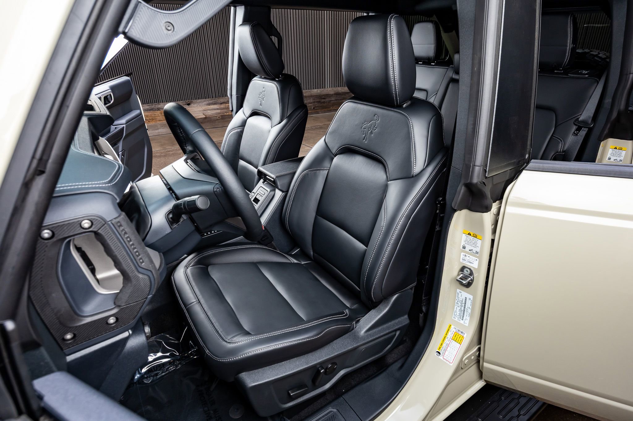 Used 2026 Ford Bronco Outer Banks AWD/4WD image 28