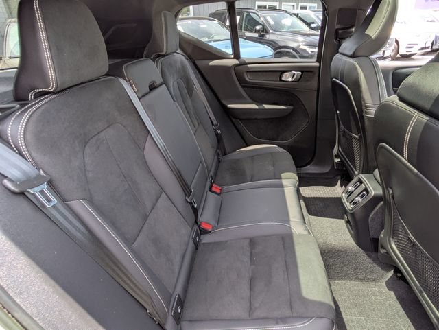 Certified 2023 Volvo XC40 Recharge Ultimate AWD/4WD image 29