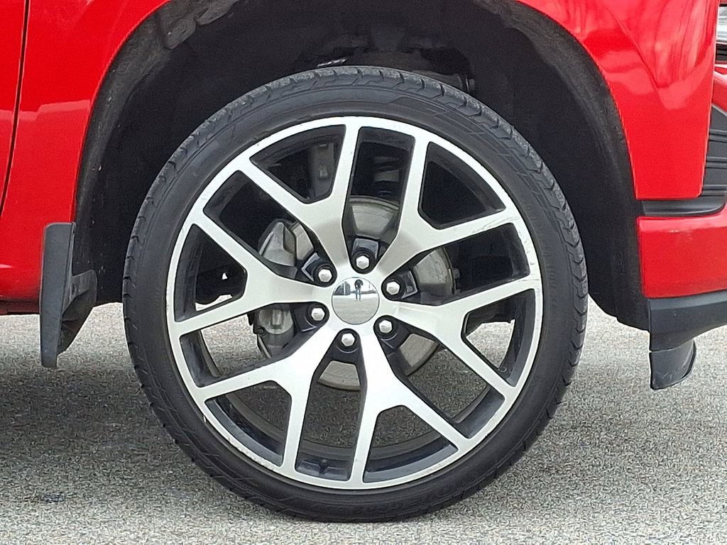 Used 2019 Chevrolet Silverado 1500 RST image 11