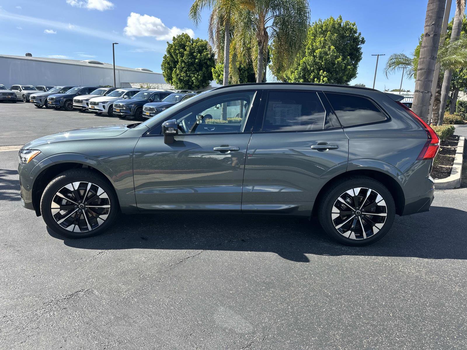 Certified 2026 Volvo XC60 B5 Plus w/ Climate Package image 7