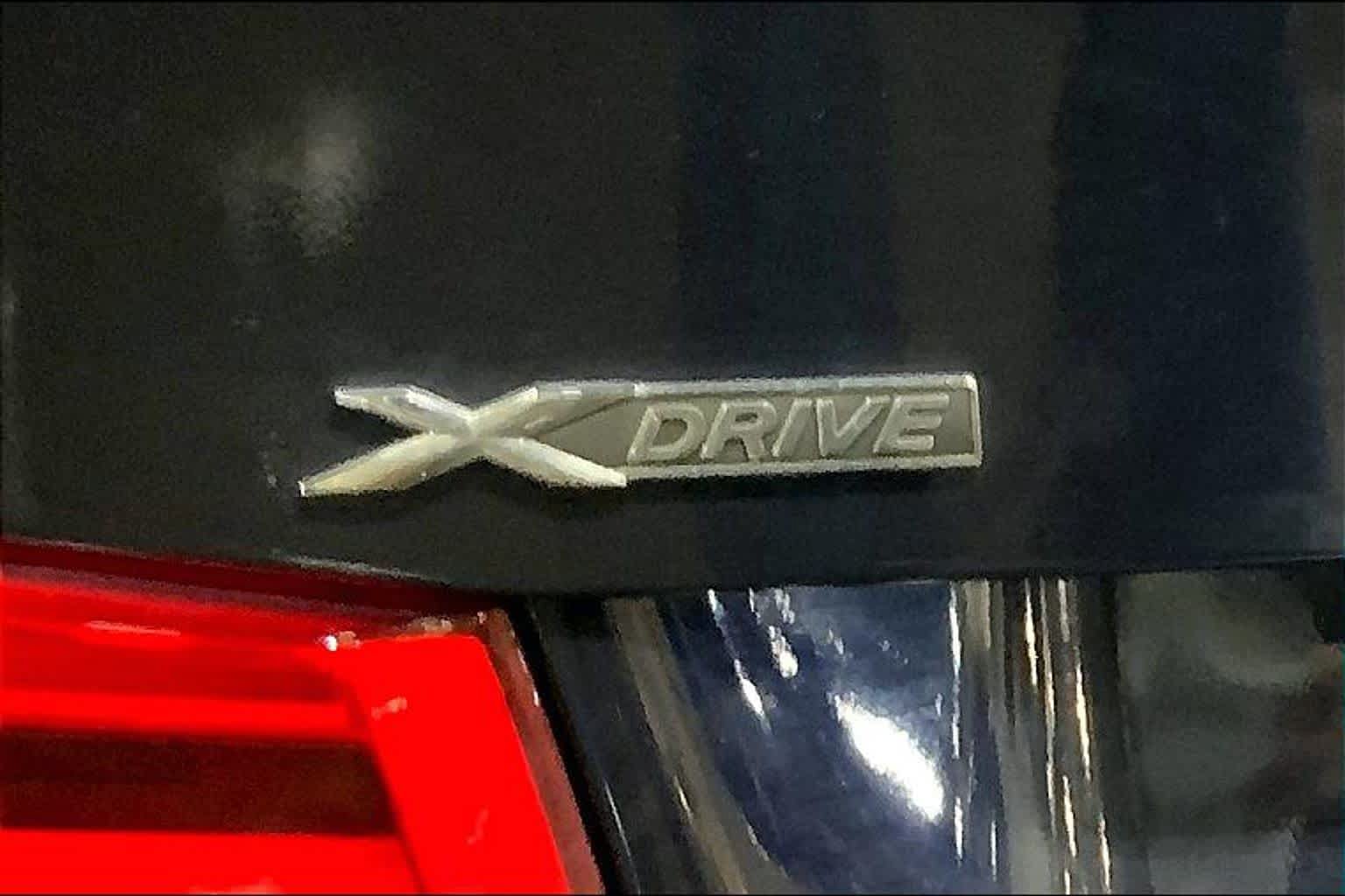 Used 2016 BMW 320i xDrive Sedan AWD/4WD image 31
