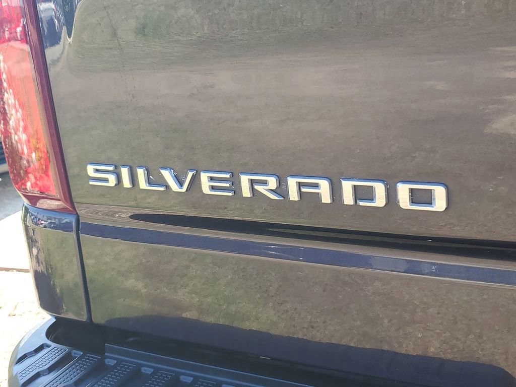 Used 2022 Chevrolet Silverado 1500 RST image 7