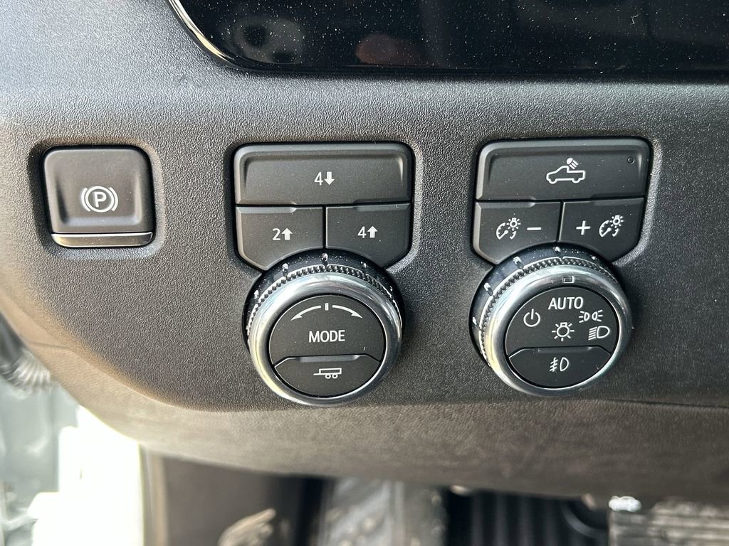 New 2026 GMC Sierra 3500 SLE w/ SLE Convenience Package AWD/4WD image 18