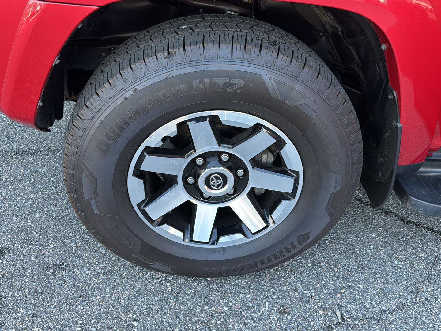 Used 2022 Toyota 4Runner TRD Off-Road image 30