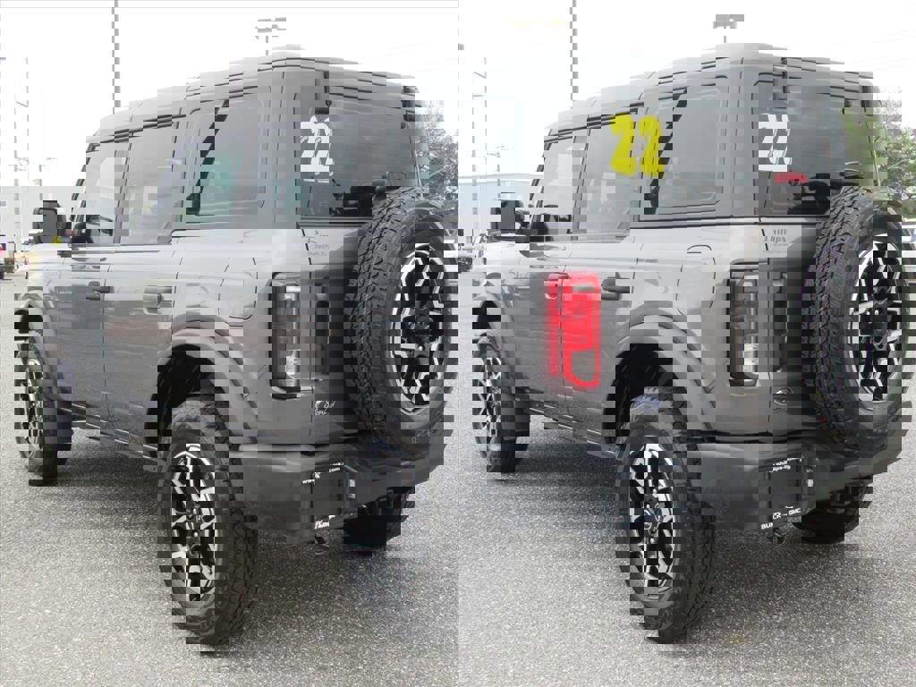 Used 2022 Ford Bronco 4-Door AWD/4WD image 5