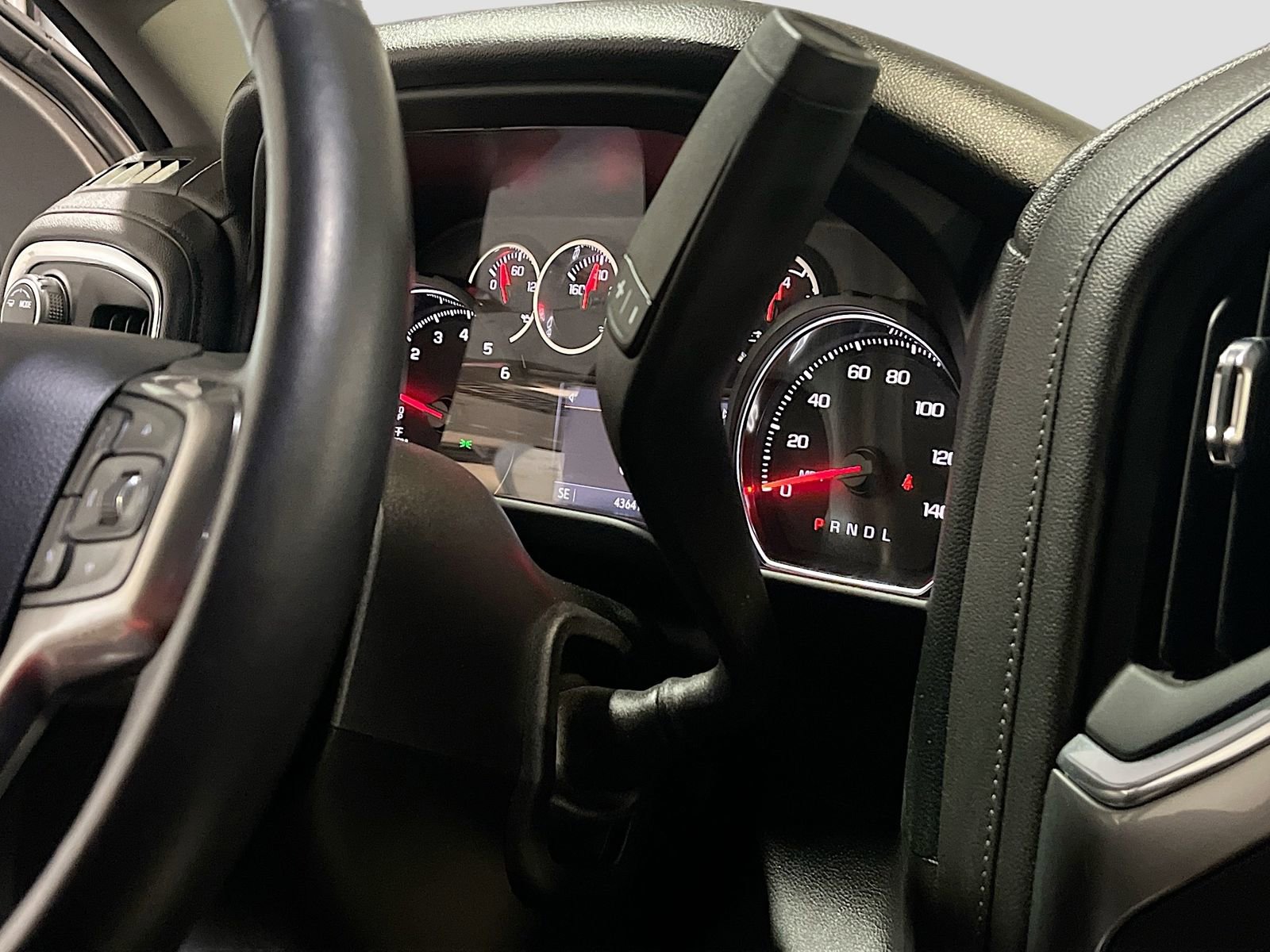 Used 2022 Chevrolet Silverado 1500 RST w/ Convenience Package II image 16